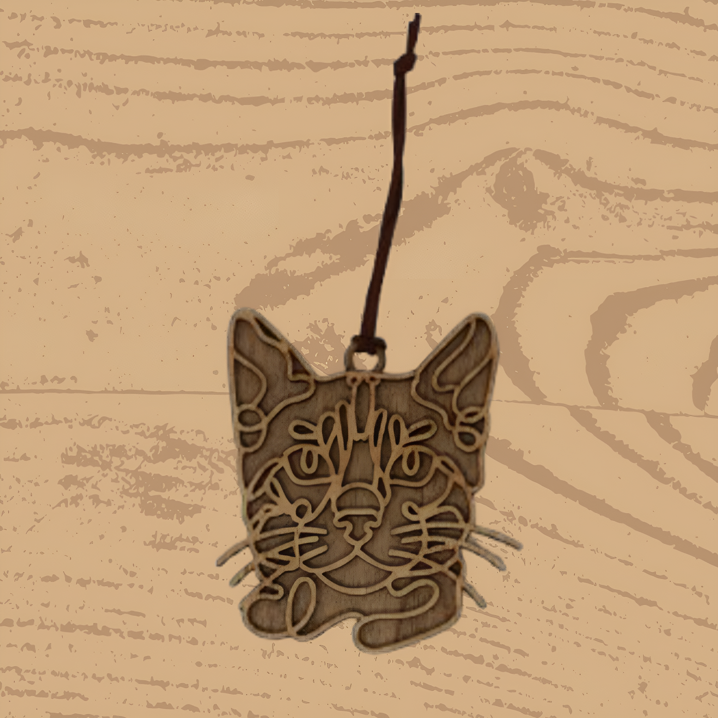 Bengal Cat Ornament – Handcrafted Wild-Inspired Décor