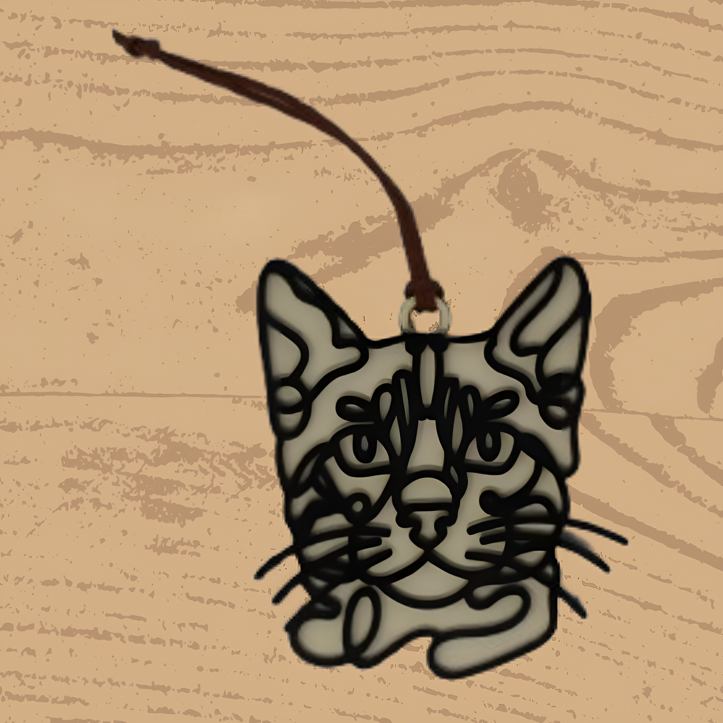 Bengal Cat Ornament – Handcrafted Wild-Inspired Décor